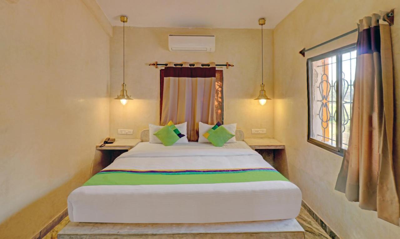 Treebo Morjim Banyan Resort Exterior foto